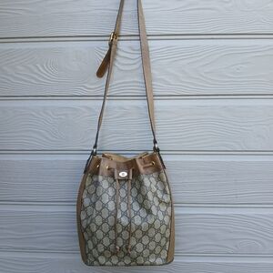 Gucci 1970s bucket bag